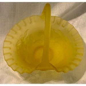 Vintage Westmoreland Glass Yellow Satin Basket Rose and Trellis Pattern